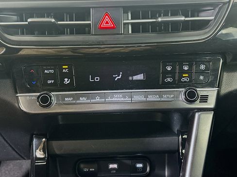 Used 2025 Kia Seltos S image 24
