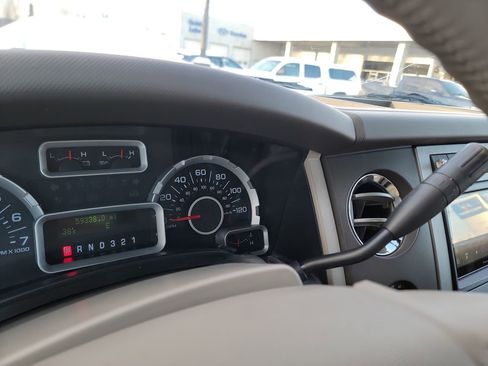 Used 2011 Ford Expedition EL XL w/ HD Trailer Tow Pkg image 17