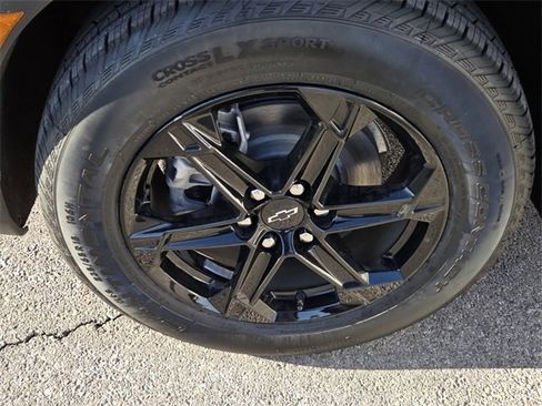 Certified 2024 Chevrolet Blazer LT w/ Convenience Package image 9