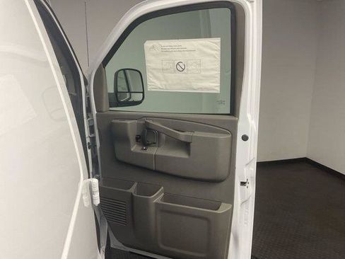New 2026 Chevrolet Express 2500 w/ Driver Convenience Package RWD image 20