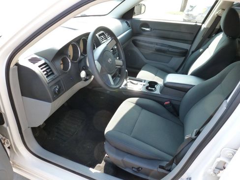 Used 2008 Dodge Magnum SE RWD image 9