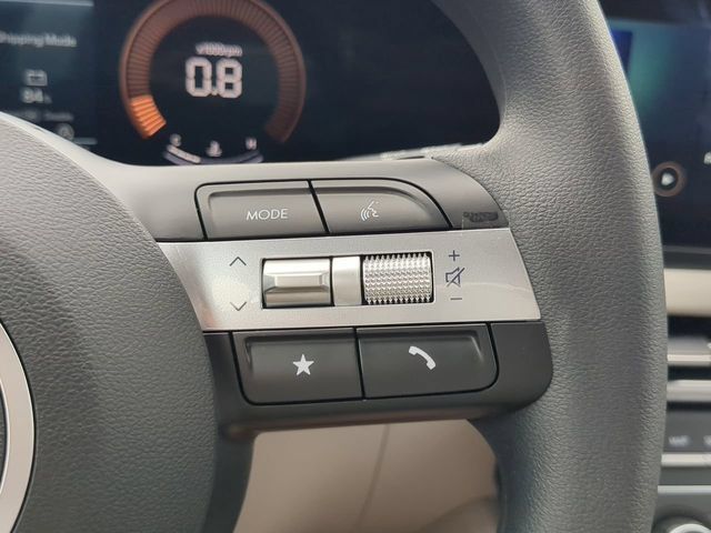 New 2025 Hyundai Tucson SE FWD image 24