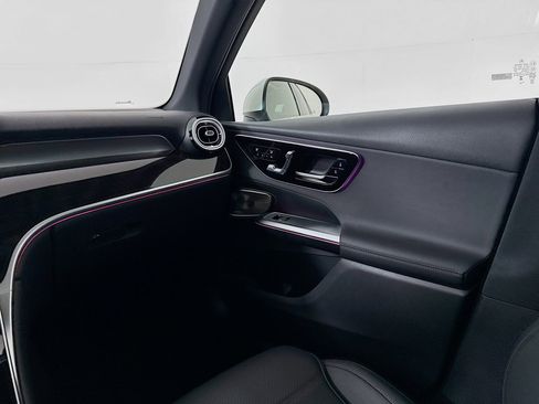 Used 2026 Mercedes-Benz GLC 300 image 26