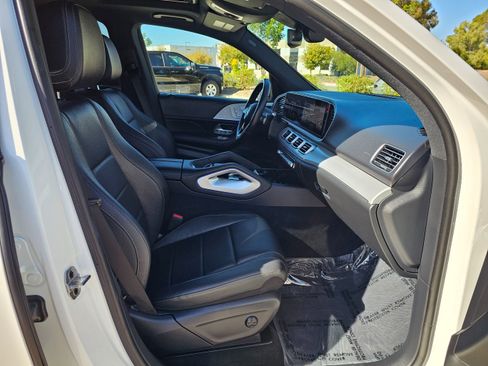 Used 2024 Mercedes-Benz GLE 450e 4MATIC image 35