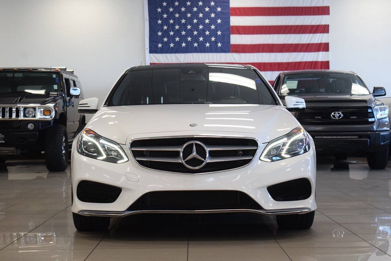 Used 2016 Mercedes-Benz E 400 Sedan image 2