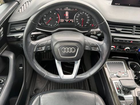 Used 2019 Audi Q7 3.0T Premium AWD/4WD image 15