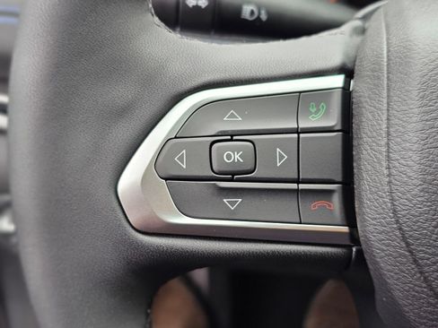 New 2026 Jeep Compass Latitude AWD/4WD image 16