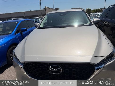 Used 2025 MAZDA CX-5 AWD 2.5 S w/ Preferred Package image 2