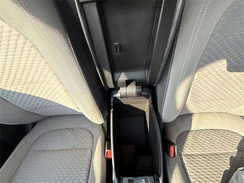 Used 2021 Ford Escape SE image 20