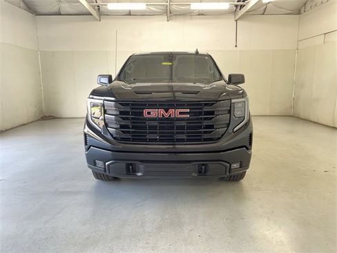 Certified 2023 GMC Sierra 1500 Elevation image 4