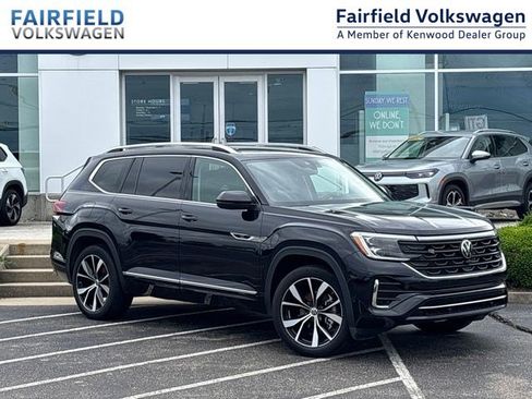 Certified 2025 Volkswagen Atlas SEL Premium R-Line AWD/4WD image 1