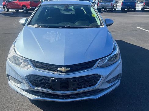 Used 2017 Chevrolet Cruze LT image 13