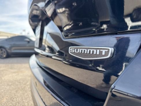 Used 2024 Jeep Grand Cherokee Summit image 7