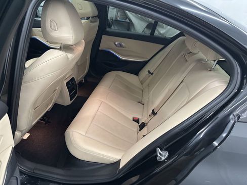 Used 2022 BMW 330i Sedan w/ Premium Package image 24