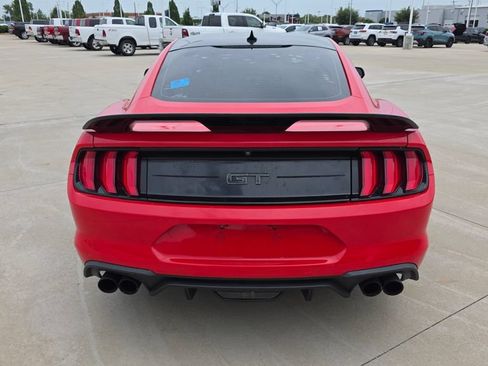 Used 2021 Ford Mustang GT RWD image 4