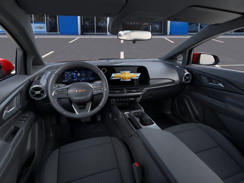 New 2026 Chevrolet Equinox EV LT image 39