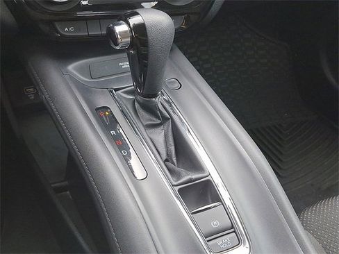 Certified 2019 Honda HR-V LX image 10