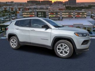 New 2026 Jeep Compass Latitude video 1