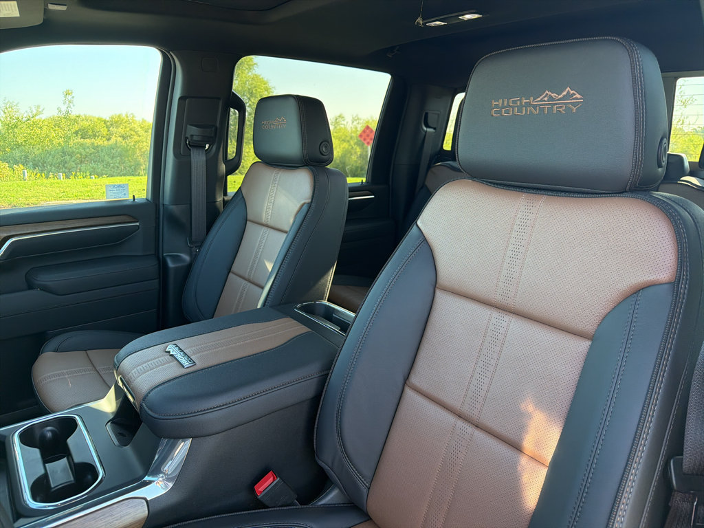New 2026 Chevrolet Silverado 2500 High Country w/ High Country Premium Package AWD/4WD image 18
