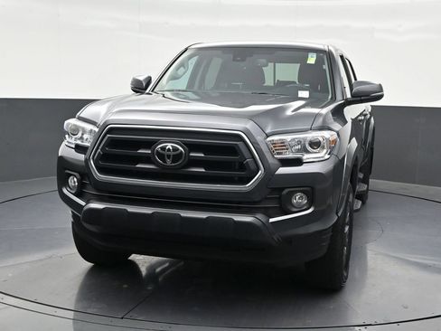 Used 2023 Toyota Tacoma SR5 w/ Technology Package RWD image 9
