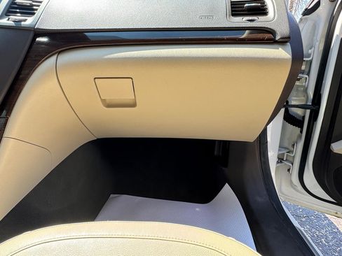 Used 2011 Buick Regal CXL w/ RL2 Preferred Equipment Group FWD image 31