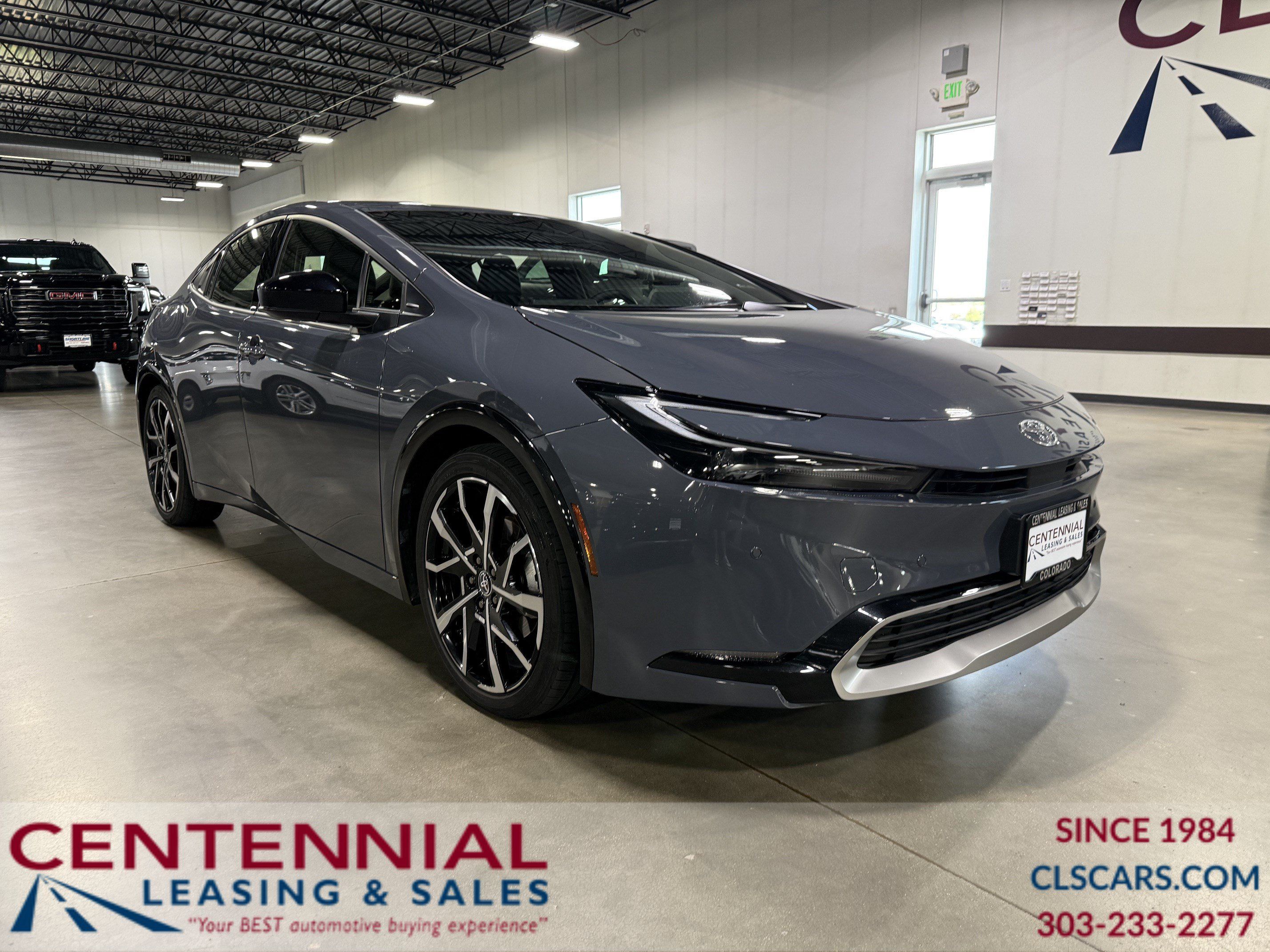 Used 2024 Toyota Prius Prime FWD image 1