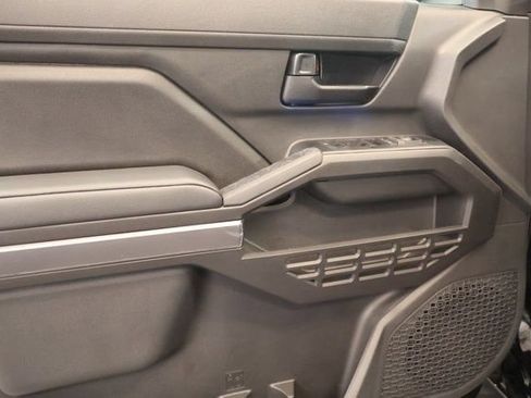 New 2026 Toyota Tacoma SR5 AWD/4WD image 9