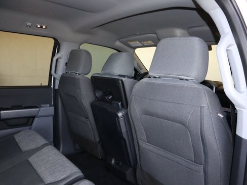 Used 2023 Ford F150 XLT image 43