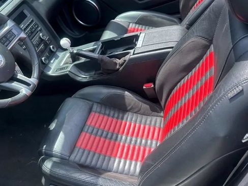 Used 2012 Ford Mustang Shelby GT500 RWD image 8