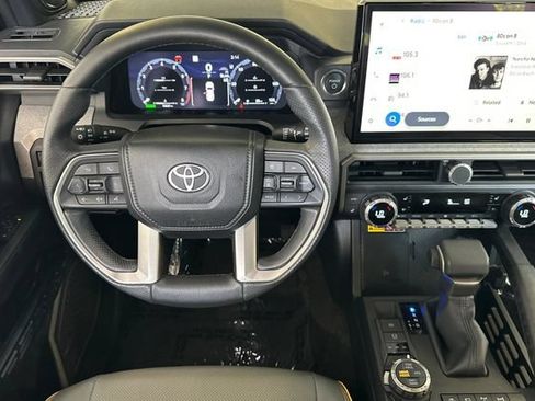 Certified 2025 Toyota 4Runner Trailhunter AWD/4WD image 18
