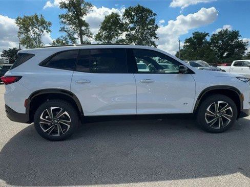 New 2026 Buick Enclave Sport Touring w/ Power Package image 9