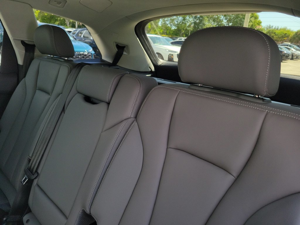 New 2026 Audi Q7 2.0T Premium Plus AWD/4WD image 27