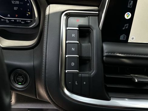 Certified 2022 Chevrolet Suburban LT RWD image 27