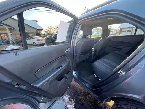 Used 2011 Chevrolet Equinox LT w/ Driver Convenience Package image 14