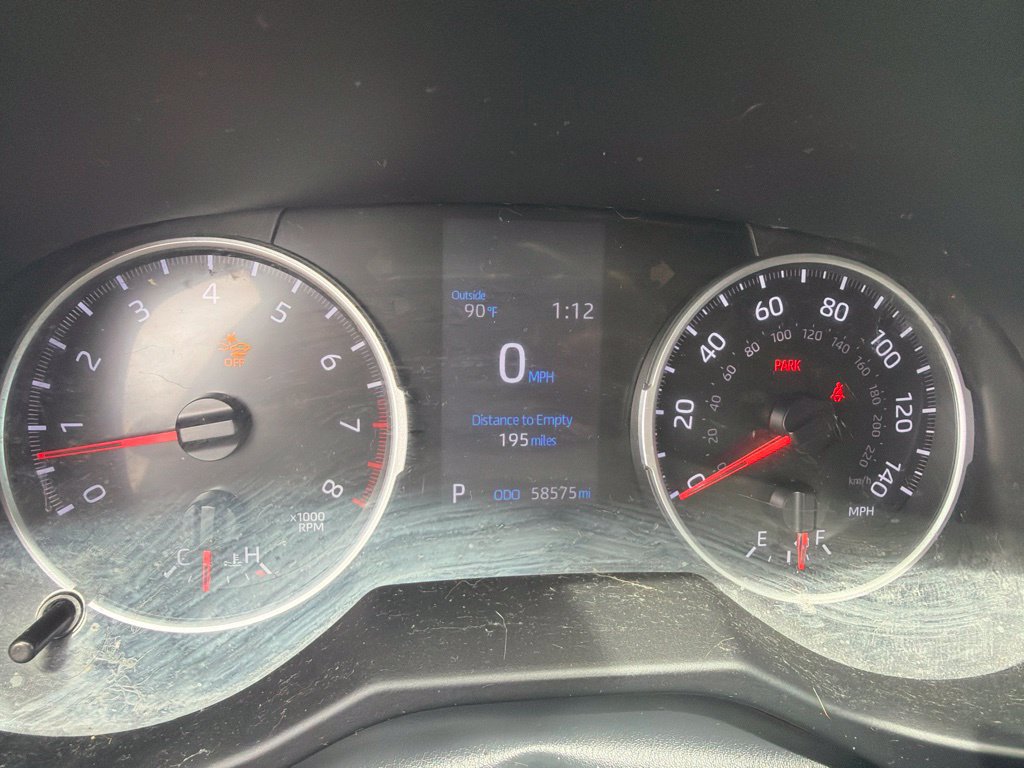 Used 2022 Toyota RAV4 LE FWD image 6