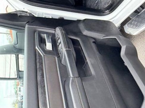 Certified 2024 RAM 2500 Big Horn AWD/4WD image 11