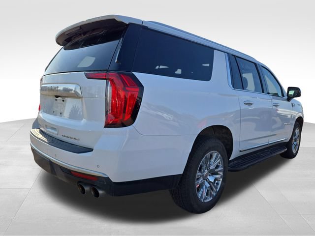 Used 2023 GMC Yukon XL Denali AWD/4WD image 12