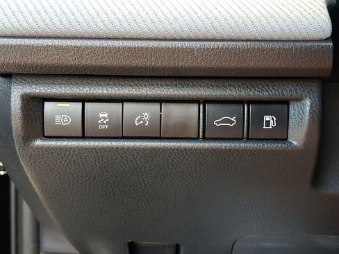 Certified 2025 Toyota Camry SE AWD/4WD image 31