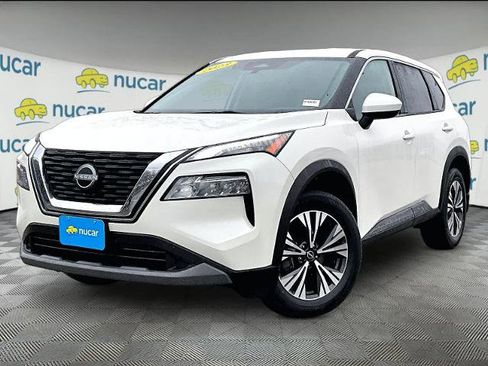 Certified 2023 Nissan Rogue SV image 3