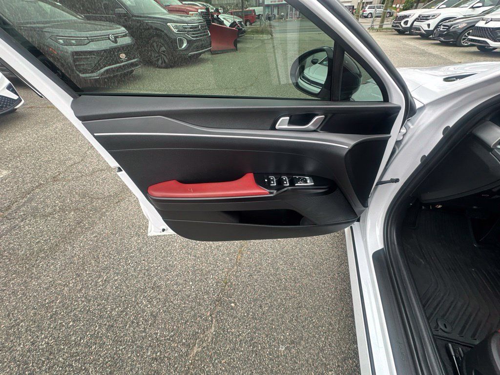 Used 2023 Kia K5 GT-Line AWD/4WD image 9
