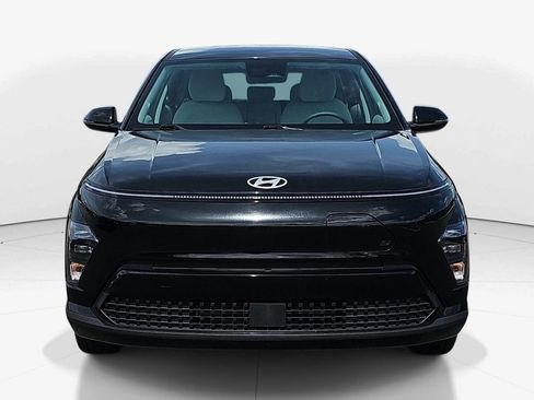 Used 2024 Hyundai Kona SE FWD image 12