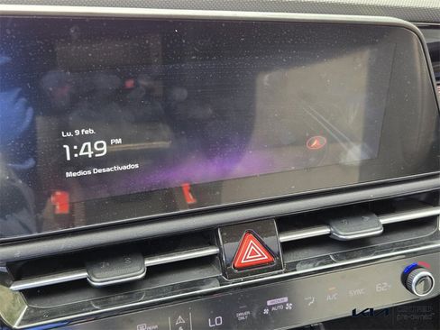 Certified 2023 Kia Niro EX Touring image 24