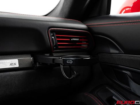 Used 2018 Porsche 911 GT2 RS image 44