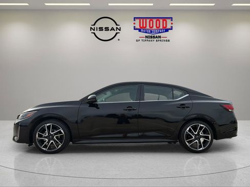 Used 2024 Nissan Sentra SR image 2