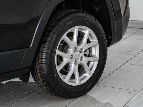 Used 2018 Jeep Cherokee Latitude image 54