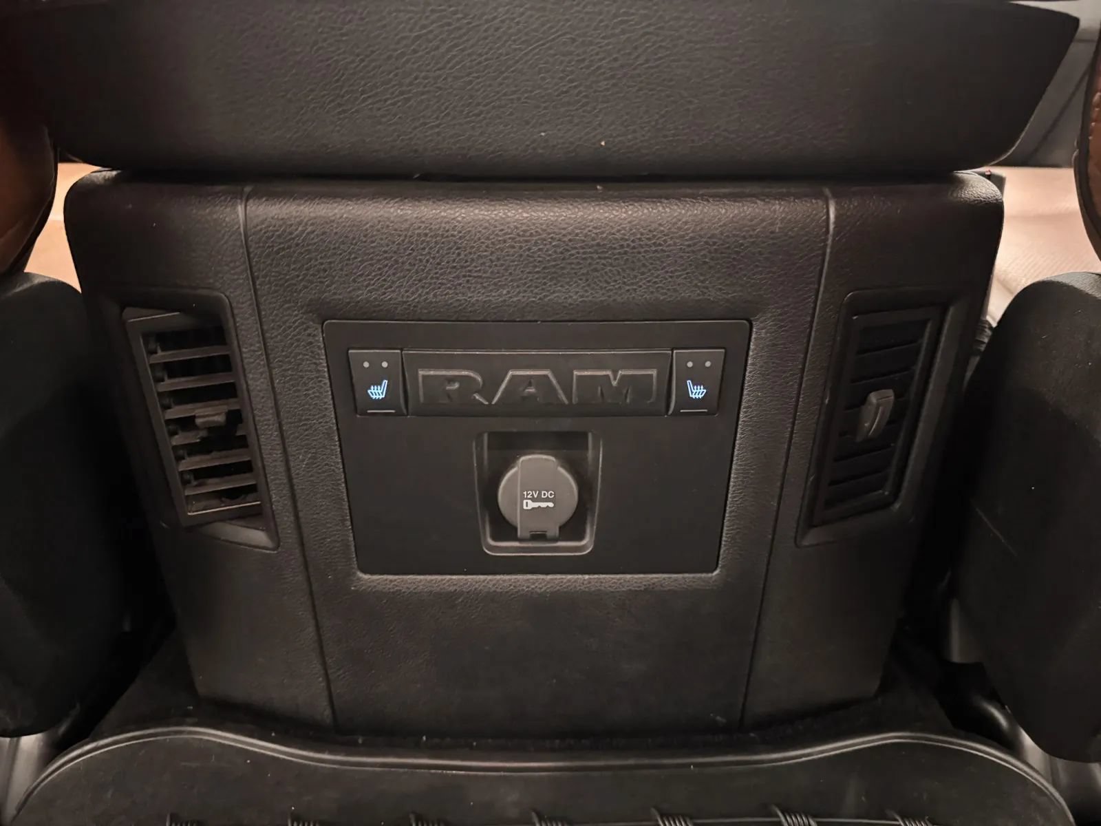 Used 2013 RAM 1500 Laramie Longhorn w/ Convenience Group AWD/4WD image 30