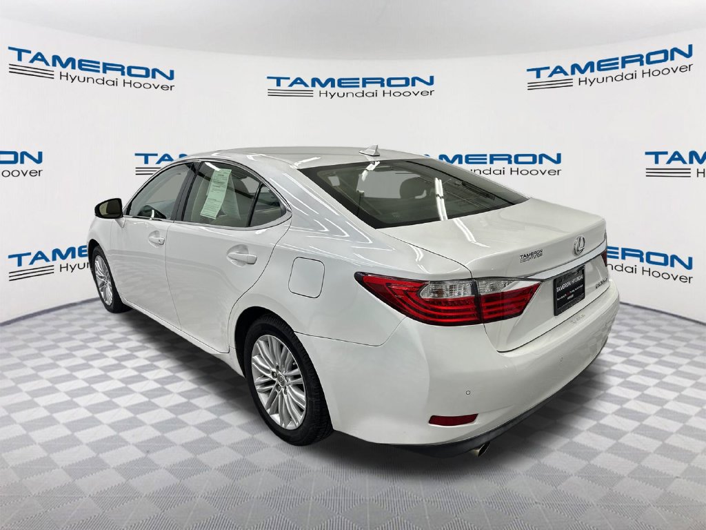 Used 2014 Lexus ES 350 w/ Luxury Package FWD image 3