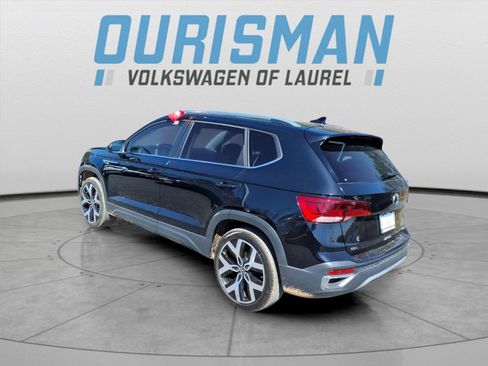 Used 2022 Volkswagen Taos SEL w/ Panoramic Sunroof Package image 4