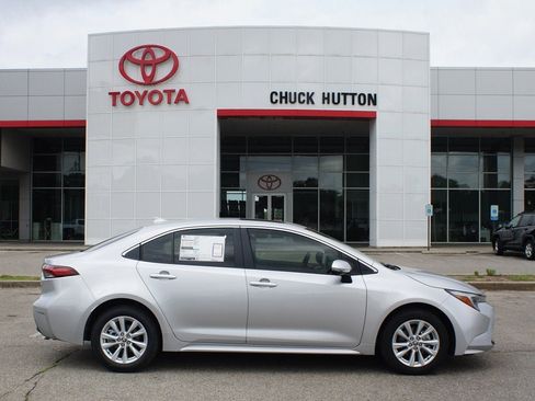 Used 2026 Toyota Corolla XLE FWD image 12