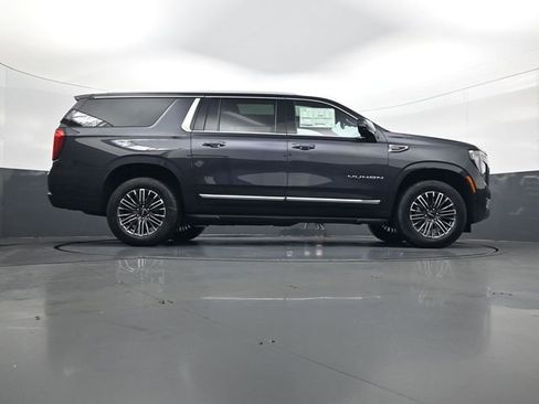 New 2026 GMC Yukon XL Elevation w/ Elevation Premium Package image 25